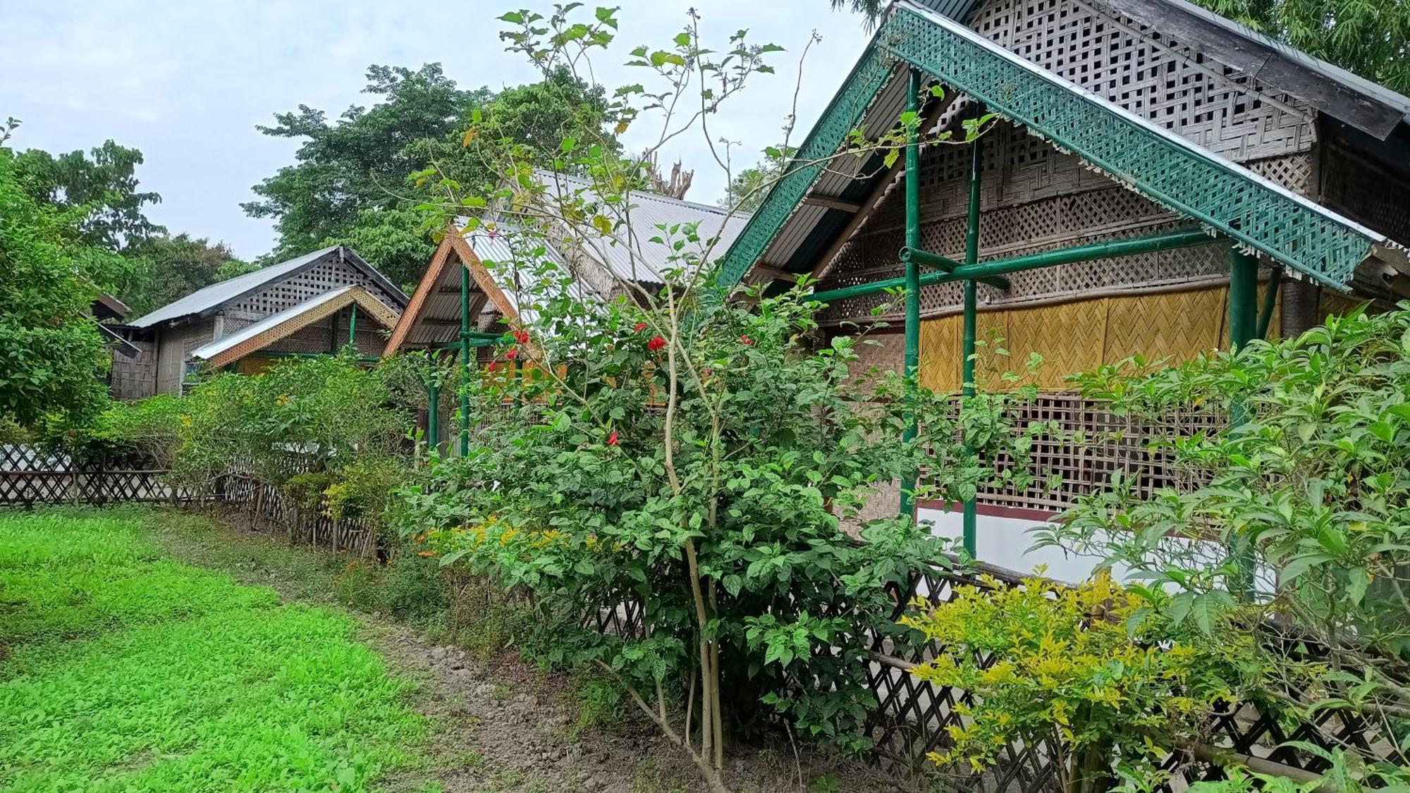 Jyoti Home Bamboo Garden Lodge Majuli Esterno foto