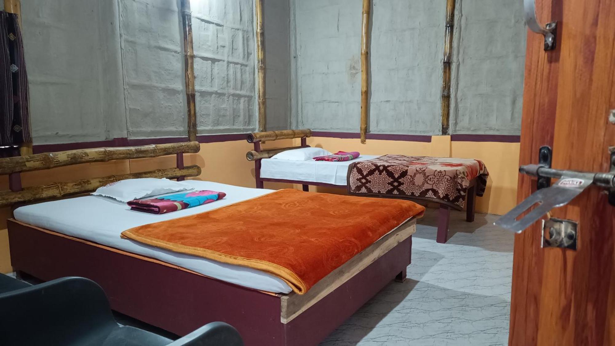 Jyoti Home Bamboo Garden Lodge Majuli Esterno foto