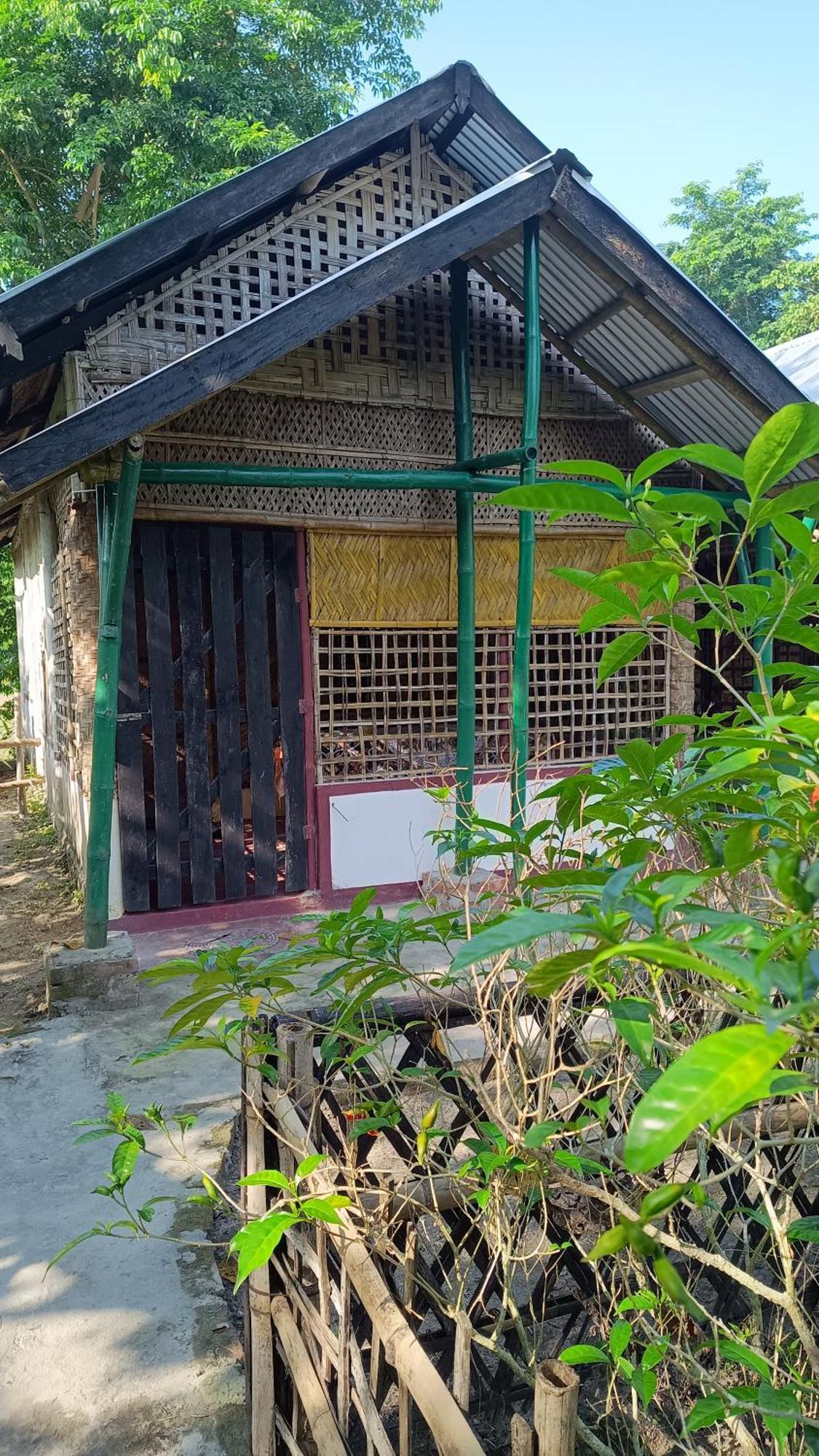 Jyoti Home Bamboo Garden Lodge Majuli Camera foto